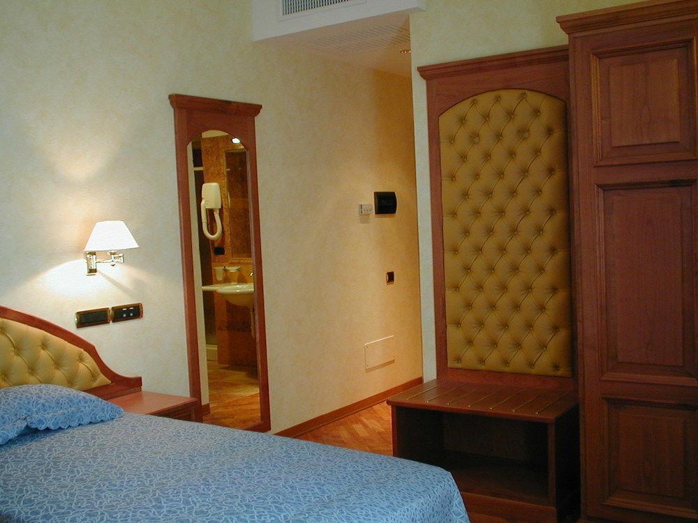 Hotel Antico Masetto Lamporecchio Extérieur photo